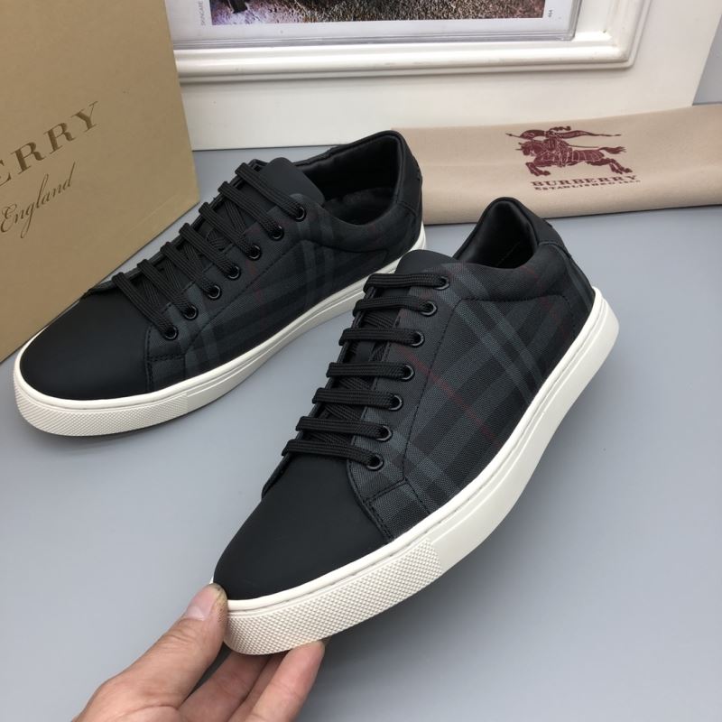 Burberry Low Shoes